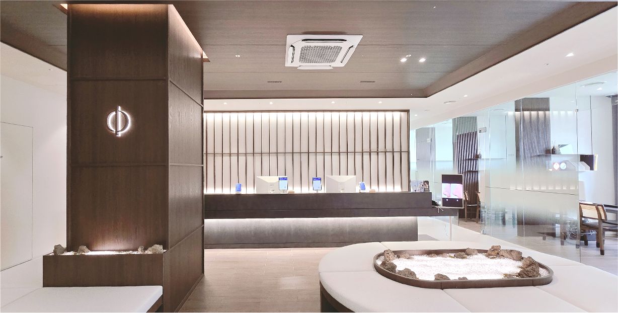 THE IPPO CLINIC reception